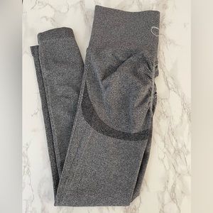 Peachy Bunz Contour Leggings Medium New